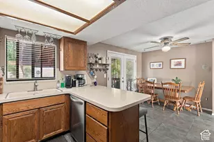 3857 Foxglen, Roy, UT 84067 - Photo 19