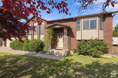 3857 Foxglen, Roy, UT 84067 - Photo 7