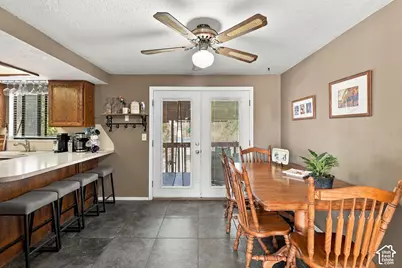 3857 Foxglen, Roy, UT 84067 - Photo 15