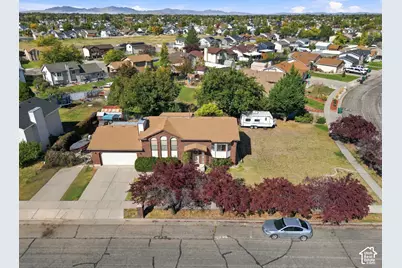 3857 Foxglen, Roy, UT 84067 - Photo 45