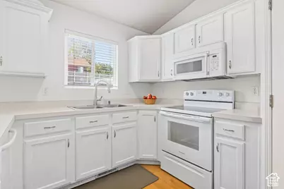 4015 S Panorama Dr W, Saratoga Springs, UT 84045 - Photo 23
