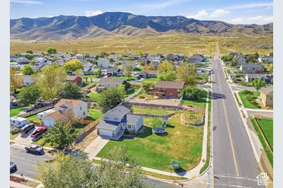 4015 S Panorama Dr W, Saratoga Springs, UT 84045 - Photo 7