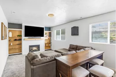 4015 S Panorama Dr W, Saratoga Springs, UT 84045 - Photo 17