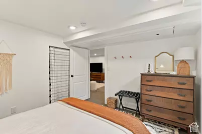 1034 W Signora Dr, Salt Lake City, UT 84116 - Photo 31