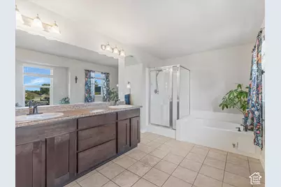 192 E Flicker Dr S, Sandy, UT 84070 - Photo 13