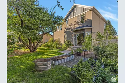 192 E Flicker Dr S, Sandy, UT 84070 - Photo 19