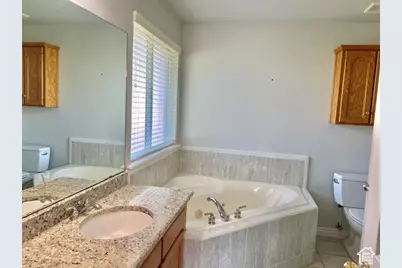 1788 W 1915 S, Syracuse, UT 84075 - Photo 11