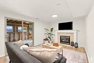 2230 E Sego Lily Dr, Sandy, UT 84092 - Photo 33