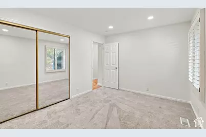 2230 E Sego Lily Dr, Sandy, UT 84092 - Photo 21