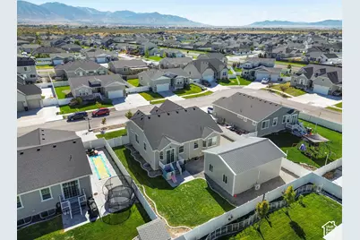 798 W Lafayette St, Stansbury Park, UT 84074 - Photo 5
