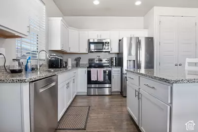 798 W Lafayette St, Stansbury Park, UT 84074 - Photo 11