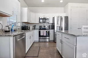 798 W Lafayette St, Stansbury Park, UT 84074 - Photo 11