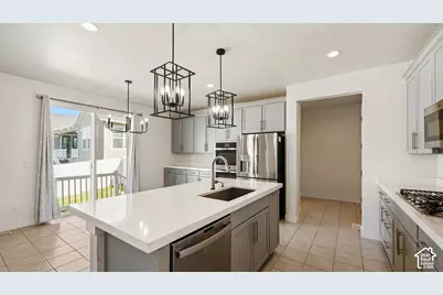 1772 W 1650 S, Saratoga Springs, UT 84043 - Photo 9