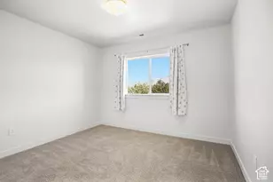 2016 S 1955 W, Woods Cross, UT 84087 - Photo 23