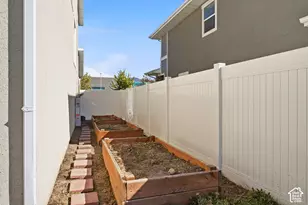 2016 S 1955 W, Woods Cross, UT 84087 - Photo 31