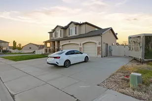 4486 W 5850 S, Hooper, UT 84315 - Photo 3