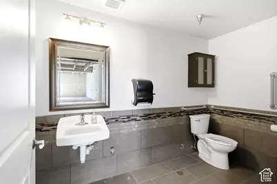 4042 S Pacific Ave W #102, Riverdale, UT 84405 - Photo 11