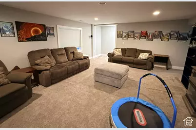 5663 S 3150 W, Roy, UT 84067 - Photo 13