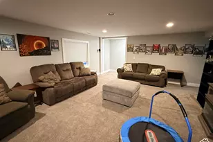 5663 S 3150 W, Roy, UT 84067 - Photo 13