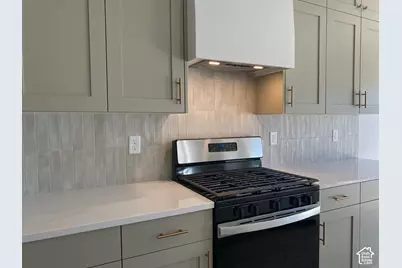 155 N 1275 W #114, Layton, UT 84041 - Photo 9