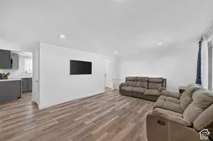 360 Lakeview Ave, Tooele, UT 84074 - Photo 3