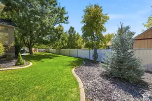 1467 W 2850 S, Syracuse, UT 84075 - Photo 35
