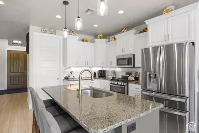 928 N Via Del Medio, Washington, UT 84780 - Photo 5