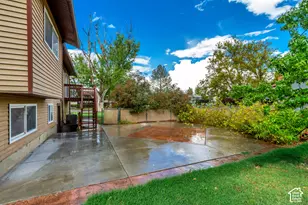 5398 S 5700 W, Hooper, UT 84315 - Photo 7