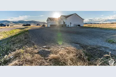 5406 W 19650 N, Plymouth, UT 84330 - Photo 3