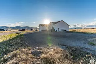 5406 W 19650 N, Plymouth, UT 84330 - Photo 3