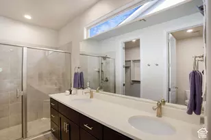 140 Peridot Dr, Washington, UT 84780 - Photo 17