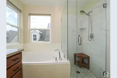 4332 W Pentenwell Ln, South Jordan, UT 84009 - Photo 23