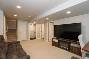 4332 W Pentenwell Ln, South Jordan, UT 84009 - Photo 39