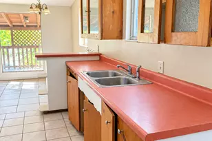 195 E 40th St S, South Ogden, UT 84403 - Photo 3