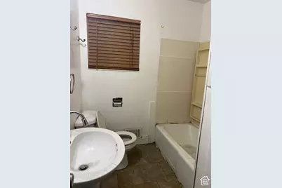 195 E 40th St S, South Ogden, UT 84403 - Photo 7