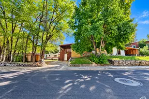195 E 40th St S, South Ogden, UT 84403 - Photo 9