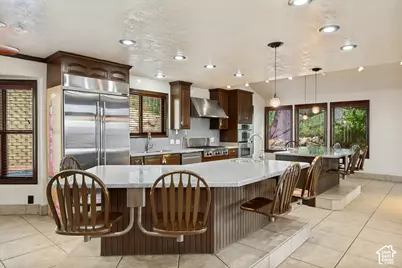 6501 S Canyon Crest Dr, Holladay, UT 84121 - Photo 21