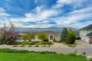 6501 S Canyon Crest Dr, Holladay, UT 84121 - Photo 7
