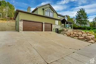 6501 S Canyon Crest Dr, Holladay, UT 84121 - Photo 3