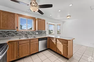 2942 S Audrey St W, West Valley, UT 84128 - Photo 15
