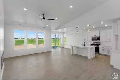 205 E 690 N, Providence, UT 84332 - Photo 23