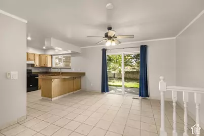 5577 S 100 E, Washington Terrace, UT 84405 - Photo 7
