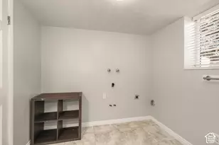 5577 S 100 E, Washington Terrace, UT 84405 - Photo 27