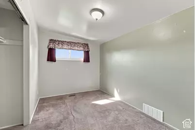 1606 W Jolly Cir, Taylorsville, UT 84123 - Photo 25