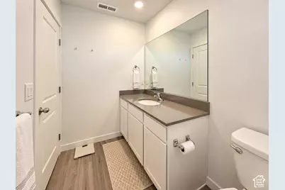 1049 E Merchant Rd, Saratoga Springs, UT 84045 - Photo 15