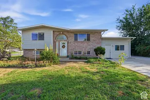 1127 E Electra Ln S, Sandy, UT 84094 - Photo 1