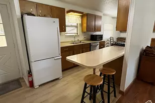 4592 S Monte Vista Dr W, Taylorsville, UT 84123 - Photo 9