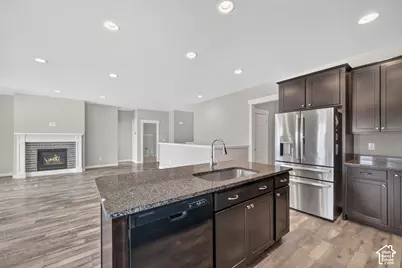 853 N Sheridan Dr, Spanish Fork, UT 84660 - Photo 17