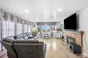 749 W Sunny Ln, Orem, UT 84058 - Photo 9