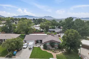 749 W Sunny Ln, Orem, UT 84058 - Photo 3
